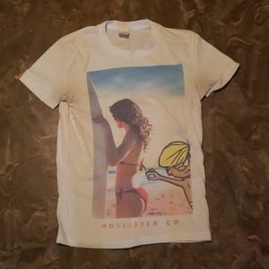 Hollister T Shirt